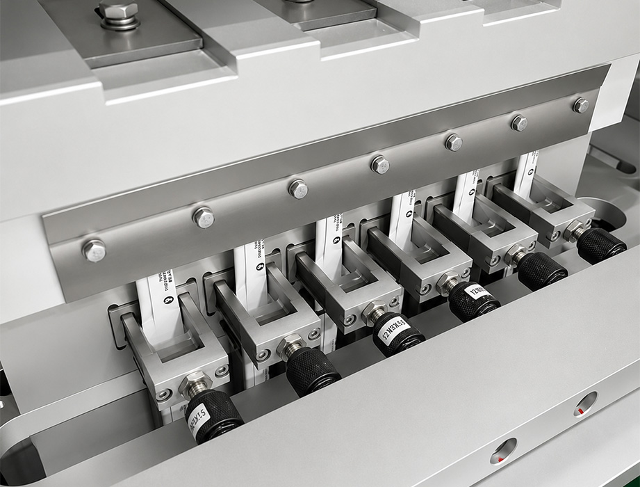 Servo-Controlled Cutting