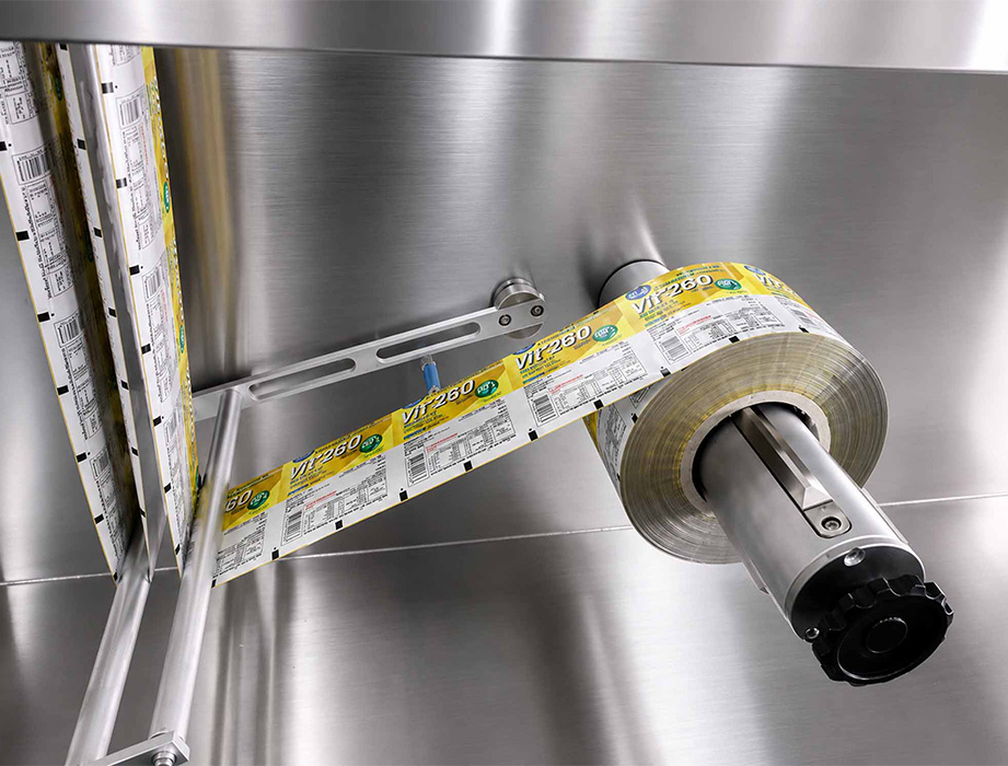 Tool-Less Format Flexibility